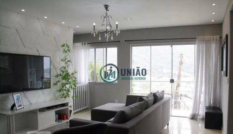 Imagem Casa com 4 Quartos à Venda, 240 m² em São Francisco - Niterói