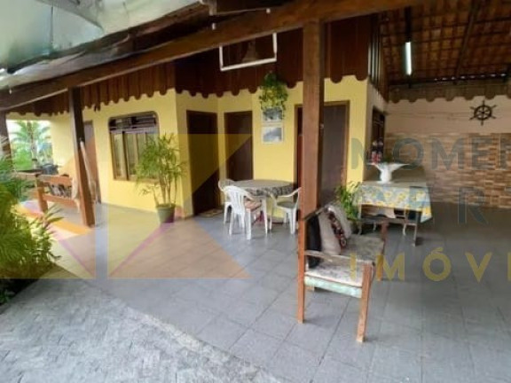 Imagem Casa com 4 Quartos para Alugar, 200 m² em água Verde - Blumenau Imagem Casa com 4 Quartos para Alugar, 200 m² em água Verde - Blumenau