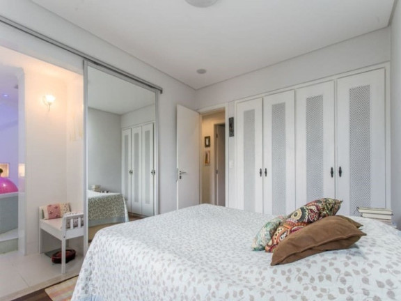 Imagem Apartamento com 3 Quartos à Venda,  em Aclimação - São Paulo