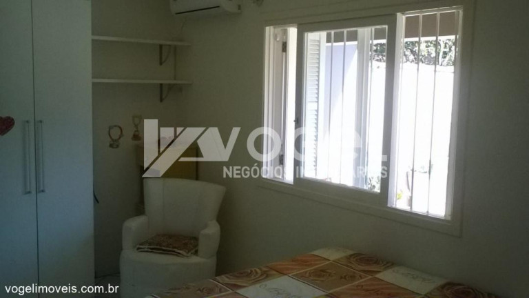 Imagem Casa com 3 Quartos à Venda, 330 m² em Scharlau - Sao Leopoldo Imagem Casa com 3 Quartos à Venda, 330 m² em Scharlau - Sao Leopoldo