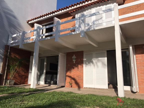 Imagem Casa com 5 Quartos à Venda, 140 m² em Praia Grande - Torres