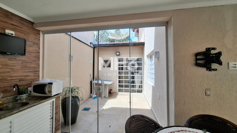 Imagem Sobrado com 3 Quartos à Venda, 176 m² em Loteamento Alphaville Campinas - Campinas Imagem Sobrado com 3 Quartos à Venda, 176 m² em Loteamento Alphaville Campinas - Campinas