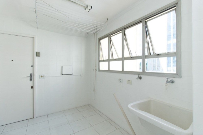 Imagem Apartamento com 3 Quartos à Venda, 163 m² em Itaim Bibi - São Paulo Imagem Apartamento com 3 Quartos à Venda, 163 m² em Itaim Bibi - São Paulo