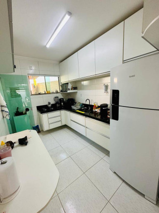 Imagem Casa com 4 Quartos à Venda, 117 m² em Buraquinho - Lauro De Freitas