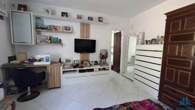 Imagem Casa com 3 Quartos à Venda, 286 m² em Serra Grande - Niterói Imagem Casa com 3 Quartos à Venda, 286 m² em Serra Grande - Niterói