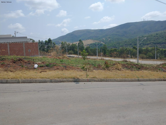 Imagem Terreno à Venda, 200 m² em Bandeirantes - Mateus Leme