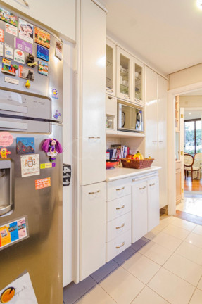 Imagem Apartamento com 3 Quartos à Venda, 200 m²