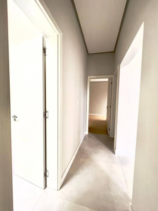 Imagem Imóvel com 3 Quartos à Venda, 74 m²