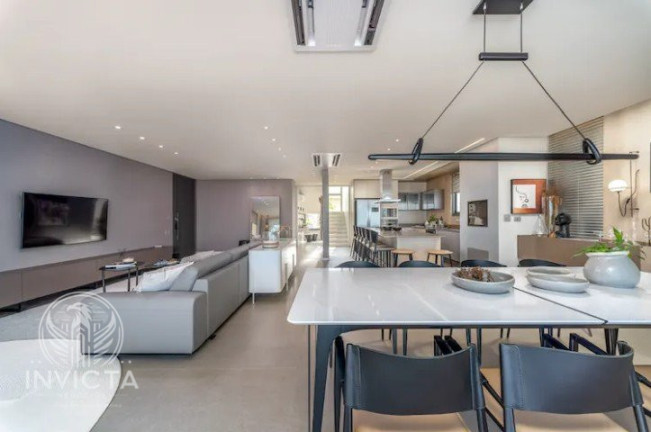 Imagem Casa com 5 Quartos à Venda, 458 m² em Praia Do Estaleiro - Balneário Camboriú Imagem Casa com 5 Quartos à Venda, 458 m² em Praia Do Estaleiro - Balneário Camboriú