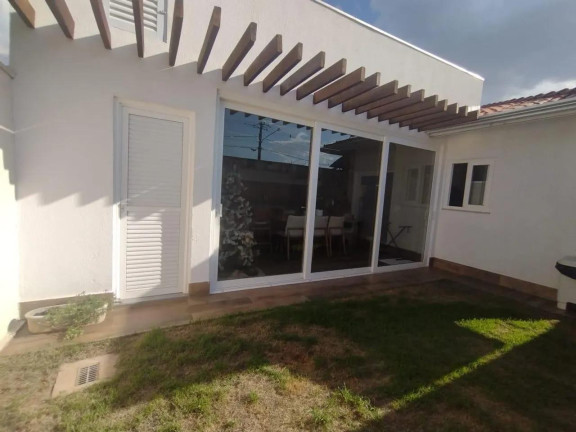 Imagem Casa com 3 Quartos à Venda, 198 m² em Jardim Imperial - Cuiabá Imagem Casa com 3 Quartos à Venda, 198 m² em Jardim Imperial - Cuiabá