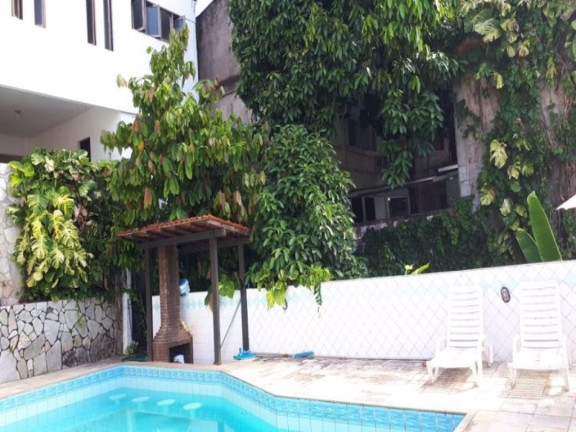 Imagem Casa com 4 Quartos à Venda, 355 m² em Candeal - Salvador Imagem Casa com 4 Quartos à Venda, 355 m² em Candeal - Salvador