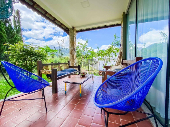 Casa com 4 Quartos à Venda, 320 m² em Vargem Grande - Teresópolis