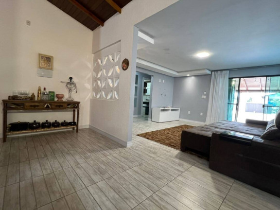 Imagem Casa com 3 Quartos à Venda, 455 m² em Salinas - Balneário Barra Do Sul Imagem Casa com 3 Quartos à Venda, 455 m² em Salinas - Balneário Barra Do Sul