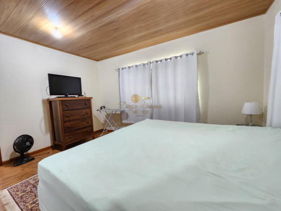 Imagem Casa com 2 Quartos à Venda, 120 m² em Pessegueiros - Teresópolis Imagem Casa com 2 Quartos à Venda, 120 m² em Pessegueiros - Teresópolis
