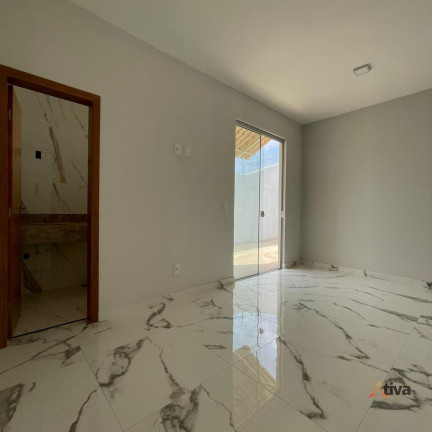 Imagem Casa com 3 Quartos à Venda, 85 m² Imagem Casa com 3 Quartos à Venda, 85 m²