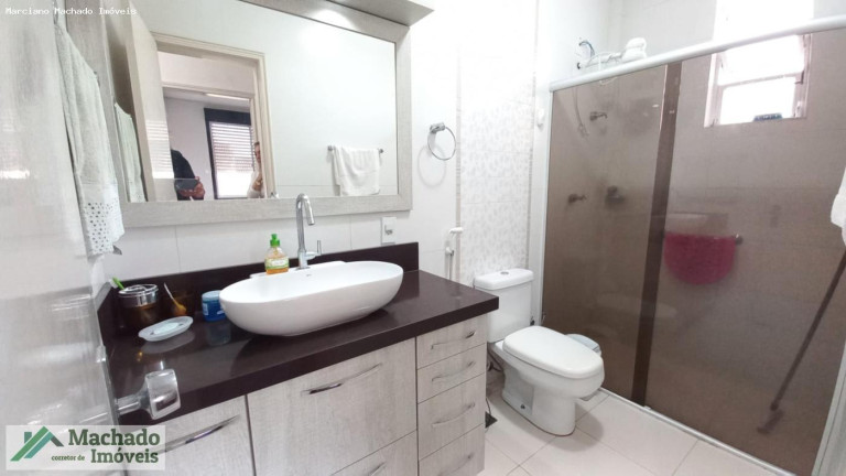 Imagem Apartamento com 3 Quartos à Venda, 128 m² em Centro - Santa Maria Imagem Apartamento com 3 Quartos à Venda, 128 m² em Centro - Santa Maria