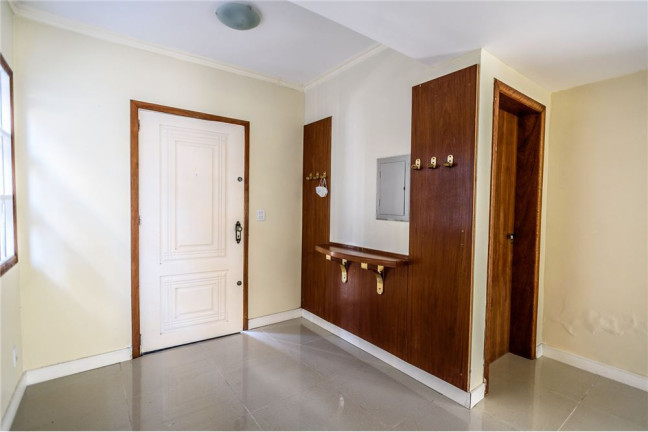 Imagem Casa com 4 Quartos à Venda, em Tristeza - Porto Alegre Imagem Casa com 4 Quartos à Venda, em Tristeza - Porto Alegre