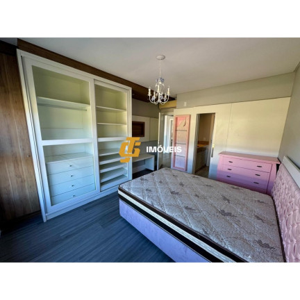 Imagem Casa com 3 Quartos à Venda, 289 m² em Caledônia - Camboriú Imagem Casa com 3 Quartos à Venda, 289 m² em Caledônia - Camboriú