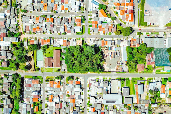 Imagem Terreno à Venda, 2.189 m² em Pinheirinho - Curitiba Imagem Terreno à Venda, 2.189 m² em Pinheirinho - Curitiba