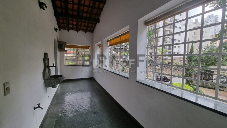 Imagem Sobrado com 2 Quartos para Alugar, 137 m² em Real Parque - São Paulo Imagem Sobrado com 2 Quartos para Alugar, 137 m² em Real Parque - São Paulo
