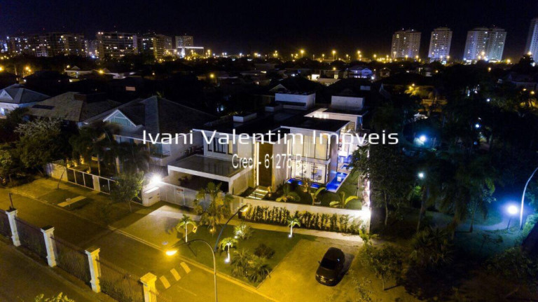 Casa de Condomínio com 5 Quartos à Venda, 906 m² em Barra Da Tijuca - Rio De Janeiro