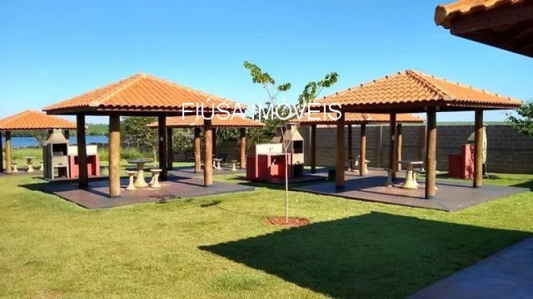 Imagem Imóvel com 3 Quartos à Venda, em Miguelopolis - Miguelópolis Imagem Imóvel com 3 Quartos à Venda, em Miguelopolis - Miguelópolis
