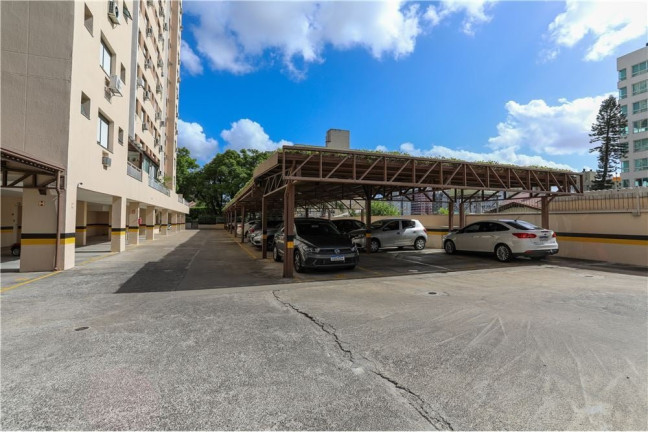 Imagem Apartamento com 3 Quartos à Venda, 84 m² em Passo Da Areia - Porto Alegre