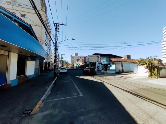Terreno à Venda, 426 m² em Centro - Joinville