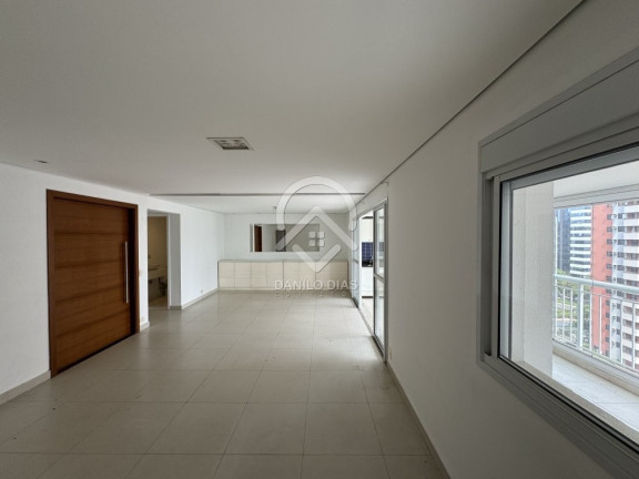 Apartamento com 3 Quartos para Alugar, 148 m² em Brooklin - São Paulo