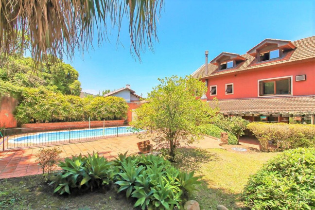 Imagem Casa com 4 Quartos à Venda, 334 m² em Ipanema - Porto Alegre Imagem Casa com 4 Quartos à Venda, 334 m² em Ipanema - Porto Alegre