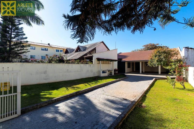 Imagem Casa com 3 Quartos para Alugar ou Temporada, 180 m² em Balneário Perequê - Porto Belo Imagem Casa com 3 Quartos para Alugar ou Temporada, 180 m² em Balneário Perequê - Porto Belo