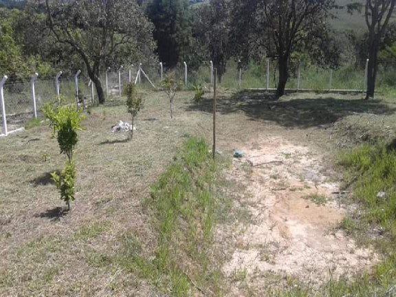 Imagem Imóvel com 3 Quartos à Venda, 180 m² em Sp - Araçoiaba Da Serra