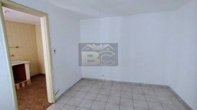 Imagem Casa com 1 Quarto para Alugar, 30 m² em Vila Parque Jabaquara - São Paulo