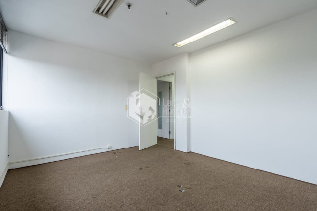 Imagem Sala Comercial à Venda, 120 m² em Santo Amaro - São Paulo Imagem Sala Comercial à Venda, 120 m² em Santo Amaro - São Paulo