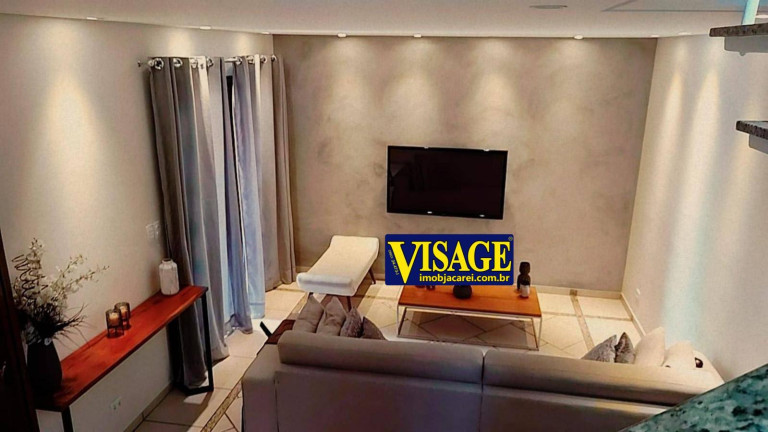 Imagem Casa com 3 Quartos à Venda, em Centro - Jacareí Imagem Casa com 3 Quartos à Venda, em Centro - Jacareí
