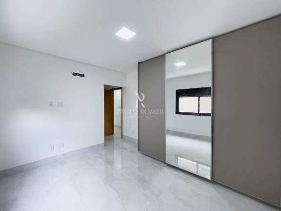 Imagem Casa com 4 Quartos à Venda, 240 m² em Residencial Goiânia Golfe Clube - Goiânia Imagem Casa com 4 Quartos à Venda, 240 m² em Residencial Goiânia Golfe Clube - Goiânia