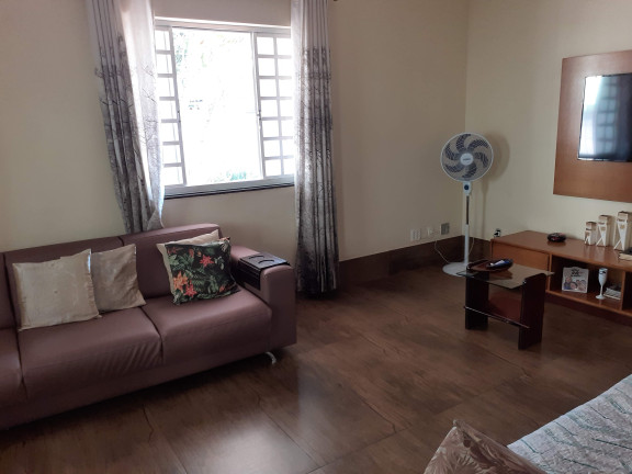 Imagem Casa com 3 Quartos à Venda, 350 m² em Jardim Riacho - Contagem Imagem Casa com 3 Quartos à Venda, 350 m² em Jardim Riacho - Contagem