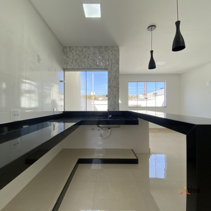 Imagem Casa com 3 Quartos à Venda, 85 m² Imagem Casa com 3 Quartos à Venda, 85 m²