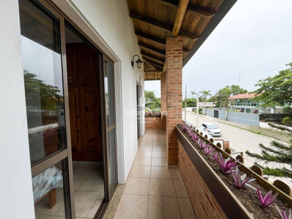 Imagem Sobrado à Venda, 163 m² em Barra Do Sai - Itapoá