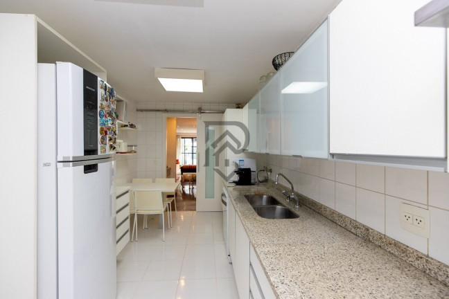 Imagem Apartamento com 3 Quartos à Venda, 161 m² em Vila Nova Conceição - São Paulo Imagem Apartamento com 3 Quartos à Venda, 161 m² em Vila Nova Conceição - São Paulo