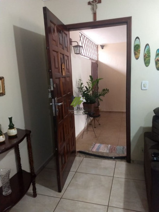 Imagem Casa com 3 Quartos à Venda, 198 m²