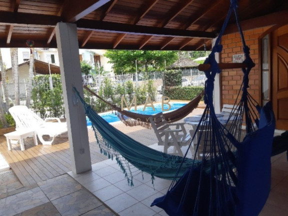 Imagem Casa com 4 Quartos à Venda, 450 m² em Canasvieiras - Florianópolis