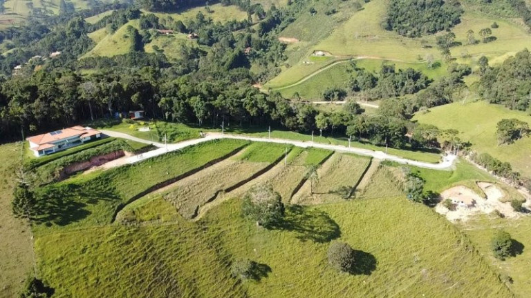 Imagem Imóvel à Venda, 80 m² em Bairro Rosas - Gonçalves Imagem Imóvel à Venda, 80 m² em Bairro Rosas - Gonçalves