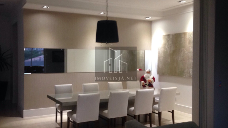 Imagem Casa com 4 Quartos à Venda, 608 m² em Alphaville Residencial Um - Barueri Imagem Casa com 4 Quartos à Venda, 608 m² em Alphaville Residencial Um - Barueri