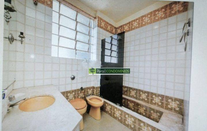 Imagem Apartamento com 3 Quartos à Venda, 130 m² em Centro - Curitiba