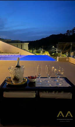 Imagem Casa com 4 Quartos à Venda, 323 m² em Paiol Velho - Santana De Parnaíba
