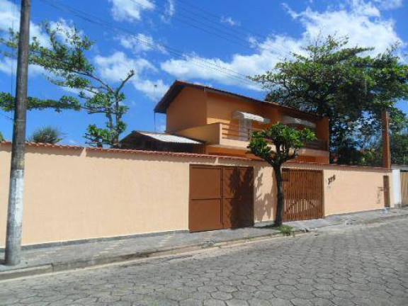 Imagem Casa com 3 Quartos para Temporada, 600 m² em Belmira Novaes - Peruíbe Imagem Casa com 3 Quartos para Temporada, 600 m² em Belmira Novaes - Peruíbe