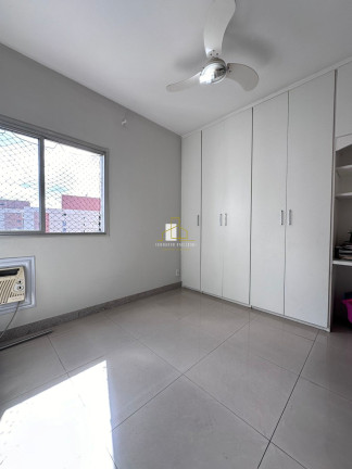 Imagem Imóvel com 3 Quartos à Venda, 100 m² em Santa Lúcia - Vitória