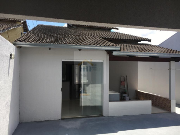 Imagem Casa com 4 Quartos à Venda, 172 m² em Moinho Dos Ventos - Goiânia Imagem Casa com 4 Quartos à Venda, 172 m² em Moinho Dos Ventos - Goiânia
