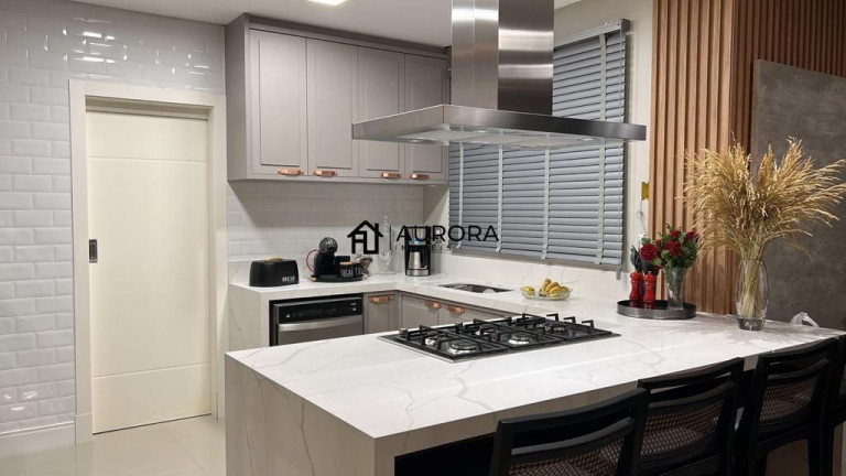 Imagem Apartamento com 4 Quartos à Venda, 137 m² em Centro - Balneário Camboriú Imagem Apartamento com 4 Quartos à Venda, 137 m² em Centro - Balneário Camboriú